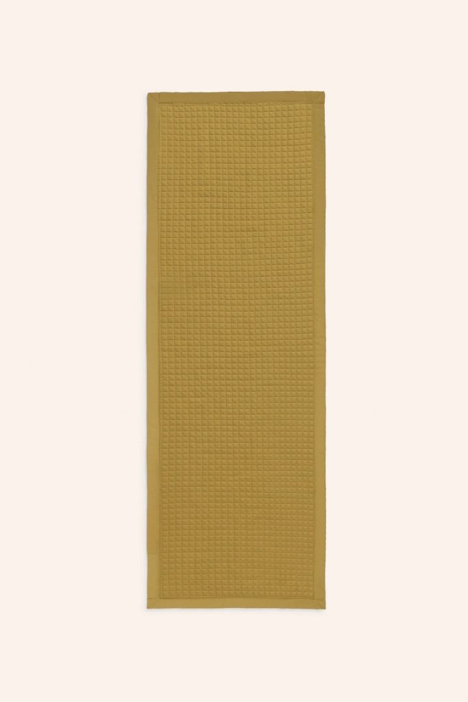 Topper Calma House Narbonne mostaza extendido, 70x220 cm