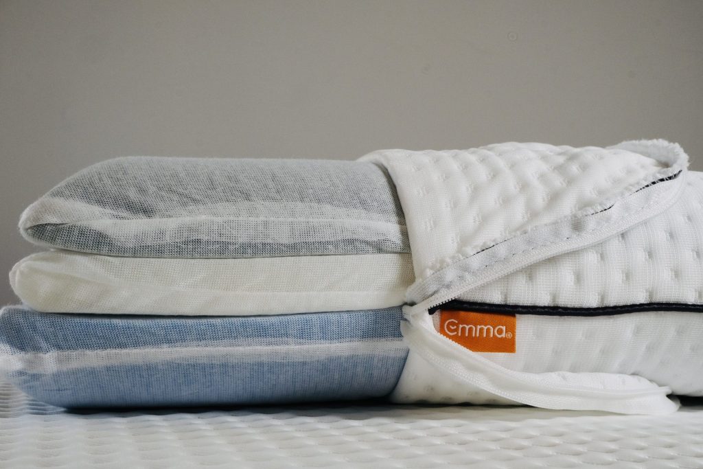 Capas de espuma de la almohada Emma Original Cooling Adapt fuera de la funda